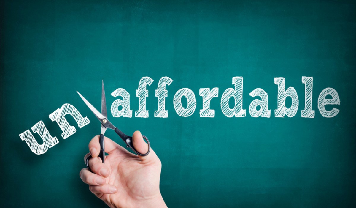 Affordable hotels for solo travelers in cities